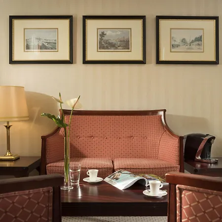 Maritim Hotel 4*