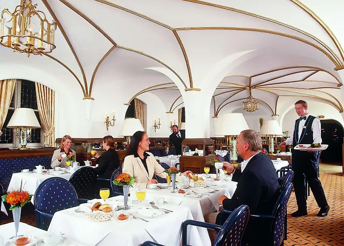 فندق Parkhotel 1901 4*