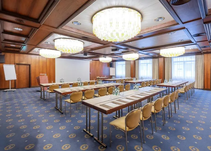 Parkhotel 1901 فندق مانهايم